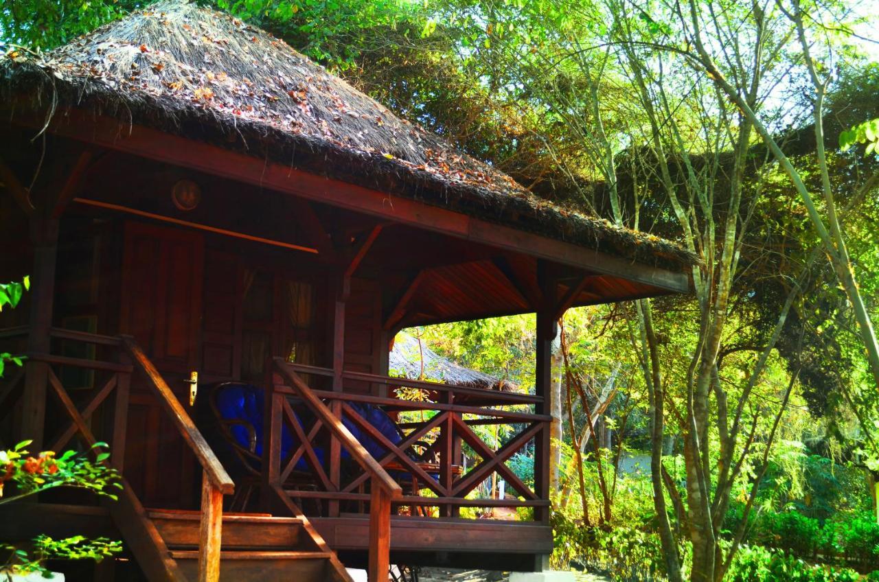 Hotel Olympe De Bemaraha à Bekopaka Extérieur photo