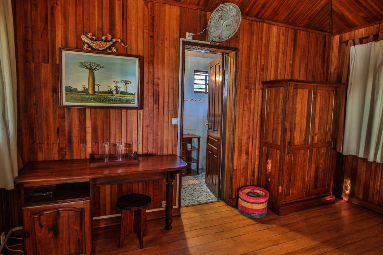 Hotel Olympe De Bemaraha à Bekopaka Extérieur photo