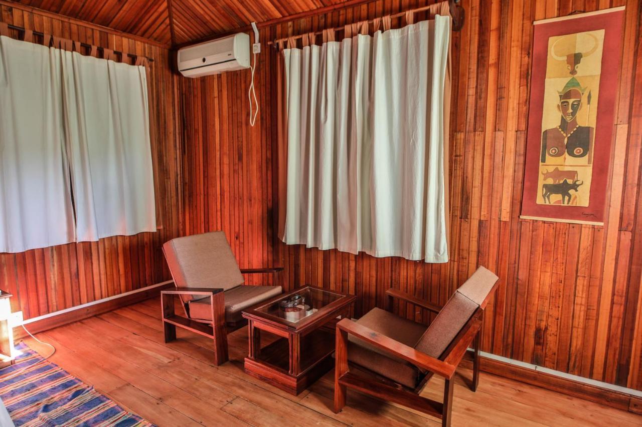 Hotel Olympe De Bemaraha à Bekopaka Extérieur photo