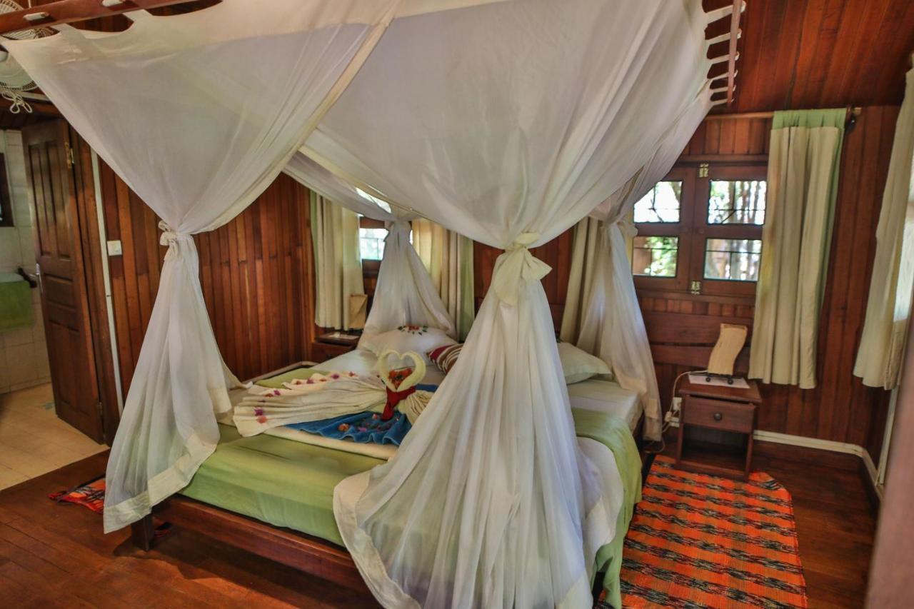 Hotel Olympe De Bemaraha à Bekopaka Extérieur photo