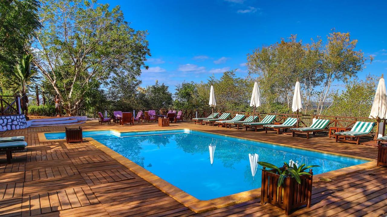Hotel Olympe De Bemaraha à Bekopaka Extérieur photo