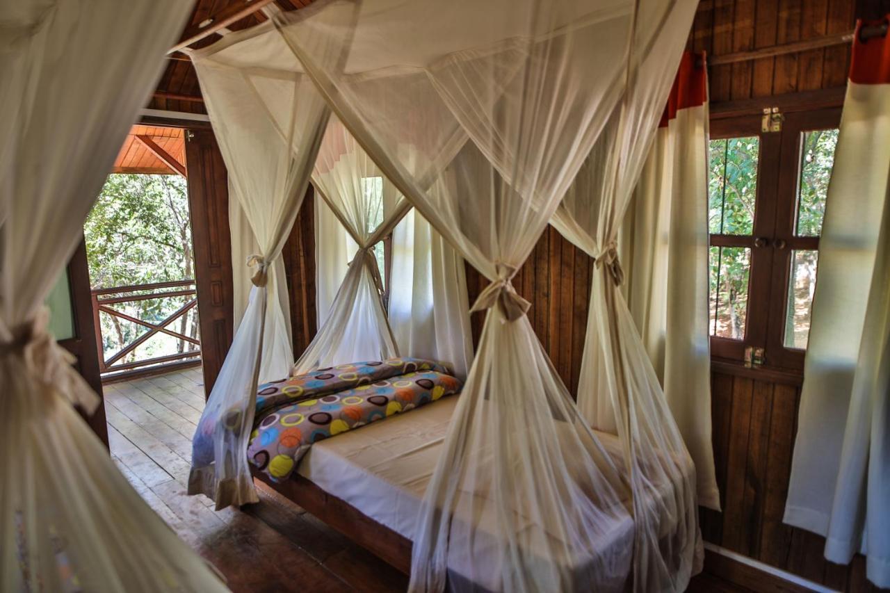 Hotel Olympe De Bemaraha à Bekopaka Extérieur photo