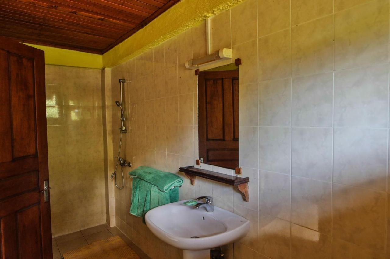 Hotel Olympe De Bemaraha à Bekopaka Extérieur photo