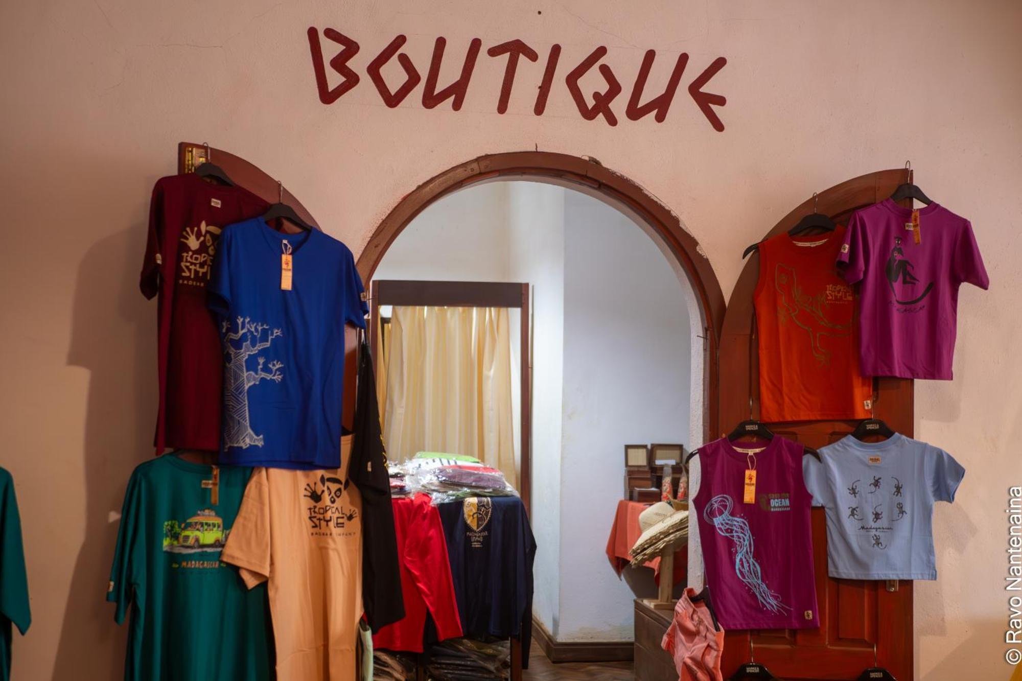 Hotel Olympe De Bemaraha à Bekopaka Extérieur photo