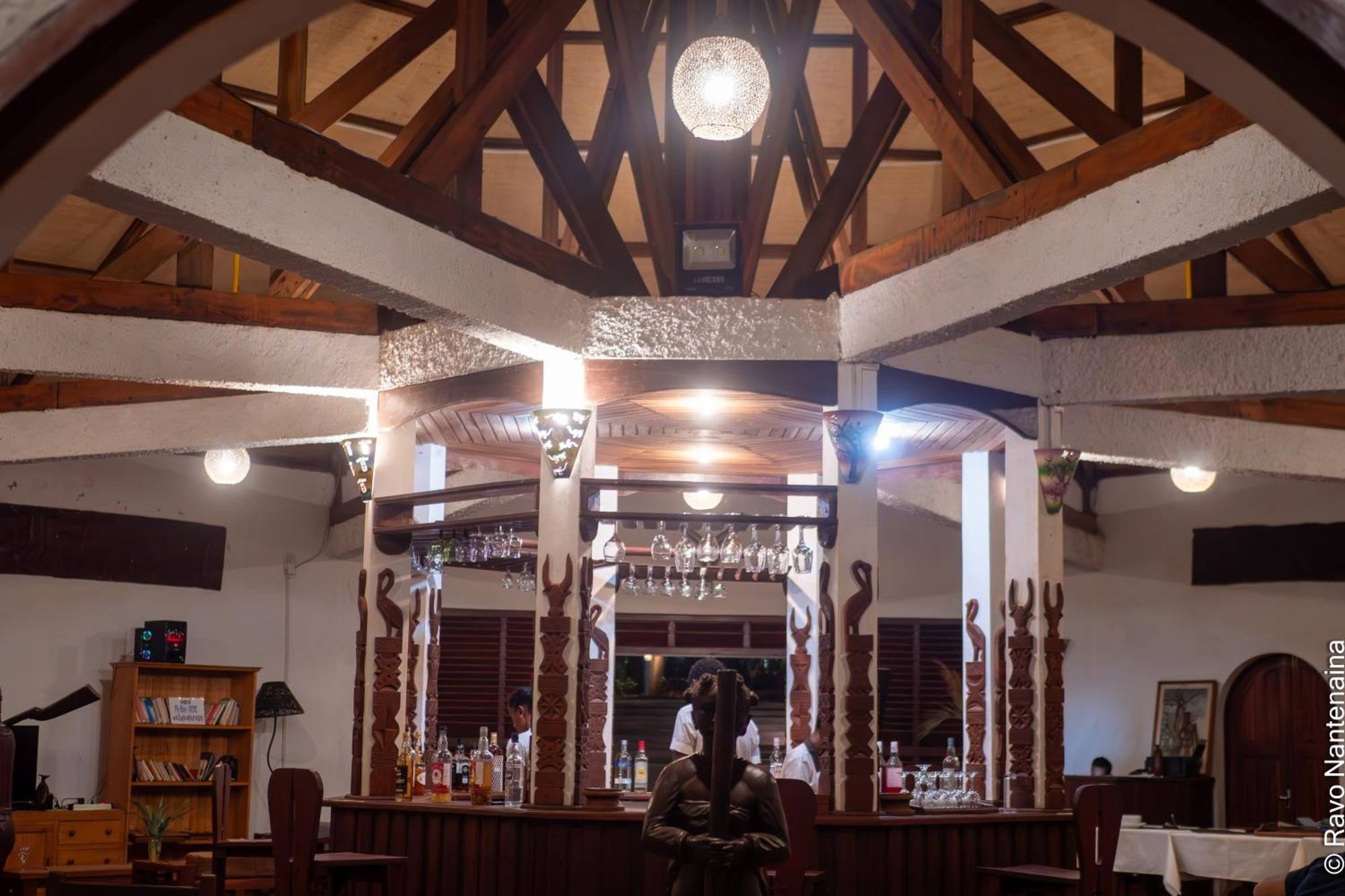Hotel Olympe De Bemaraha à Bekopaka Extérieur photo