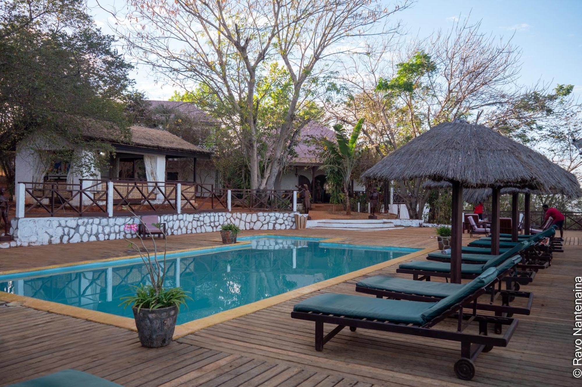 Hotel Olympe De Bemaraha à Bekopaka Extérieur photo