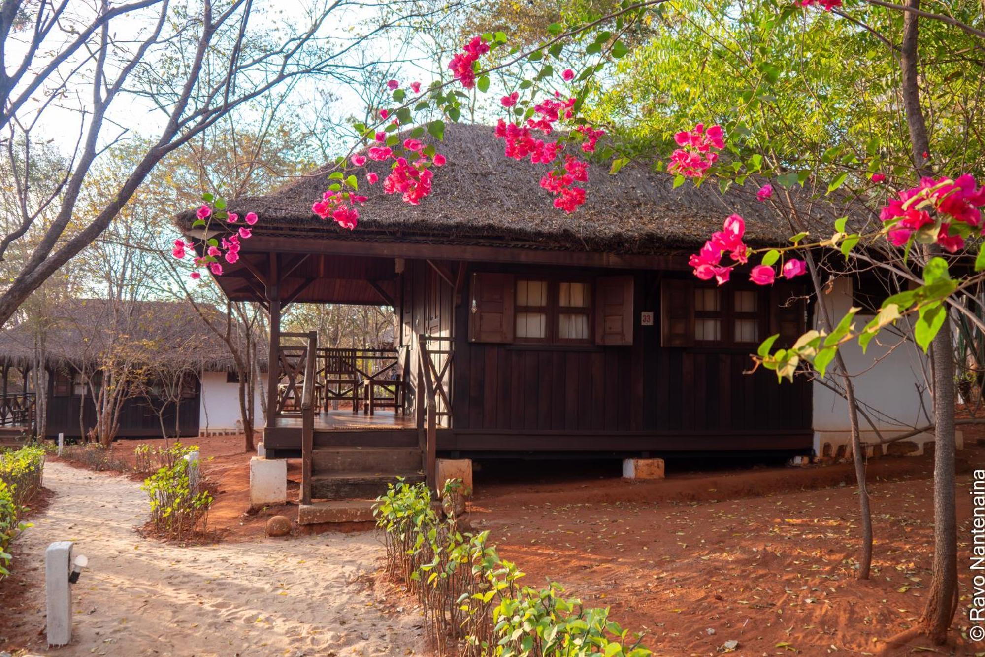 Hotel Olympe De Bemaraha à Bekopaka Extérieur photo