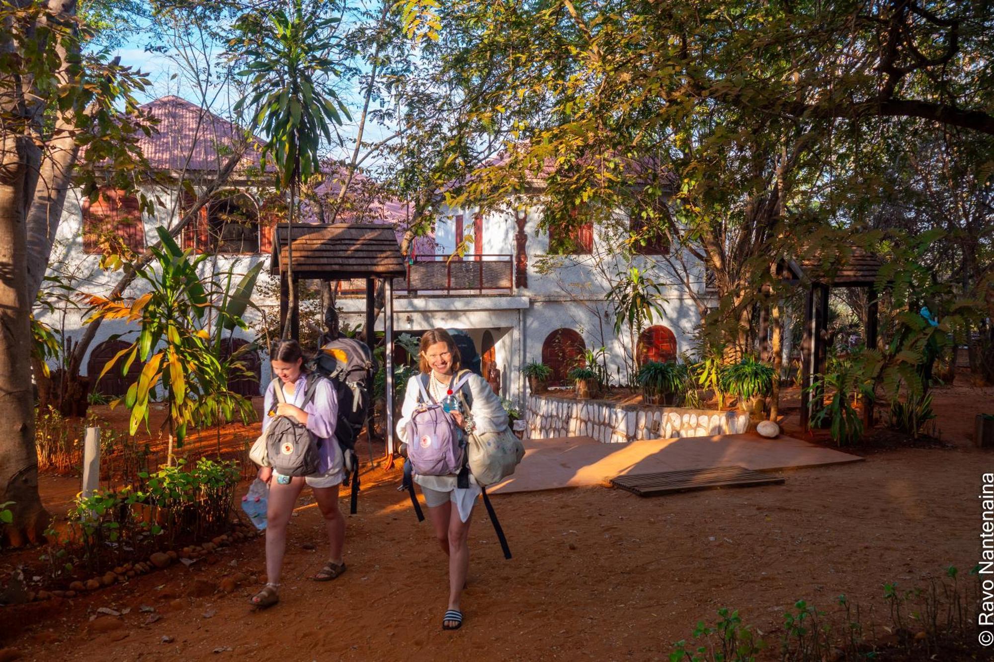 Hotel Olympe De Bemaraha à Bekopaka Extérieur photo